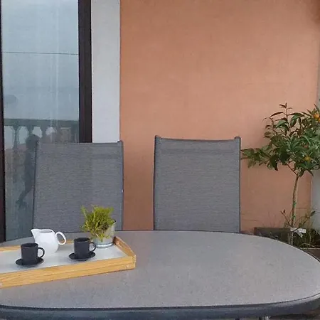Jovich 3 Apartment *