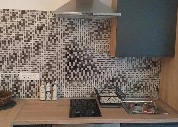 Apartment Jovich 3 *