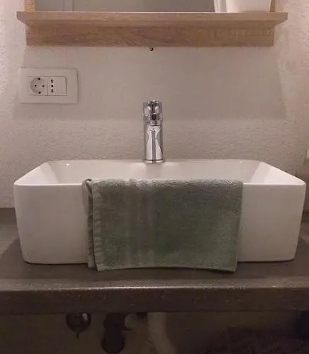 Apartment Jovich 3 *